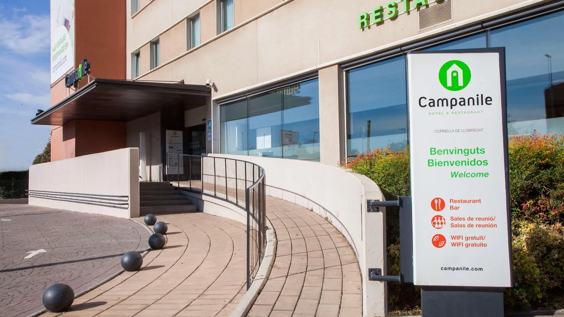 Otel Travelodge Bcn Cornella Fira Cornellà de Llobregat